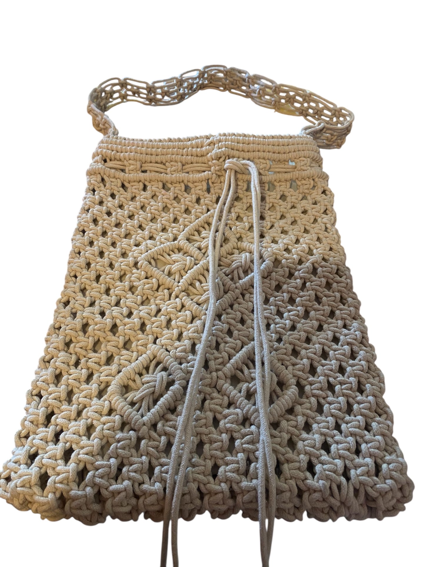 Crouchet hand bag with strap