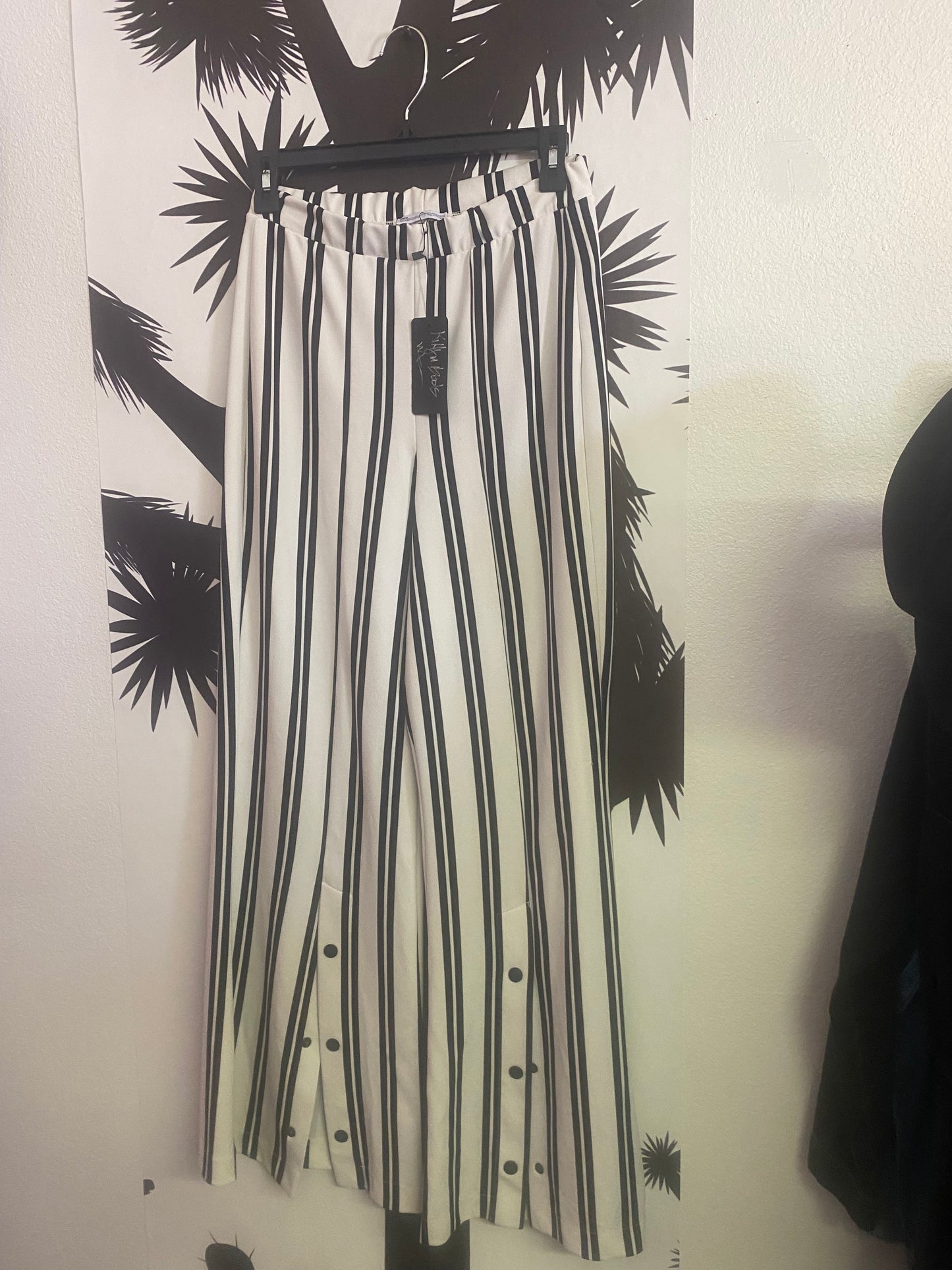 Black and white stretchy wide leg pants
