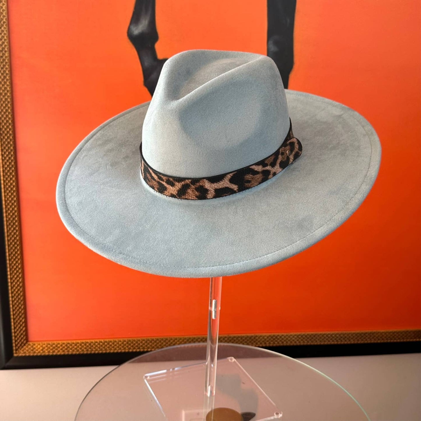 Classic Wide Brim Suede Hat W/ Leopard Leather Belt: Peach / ONE SIZE