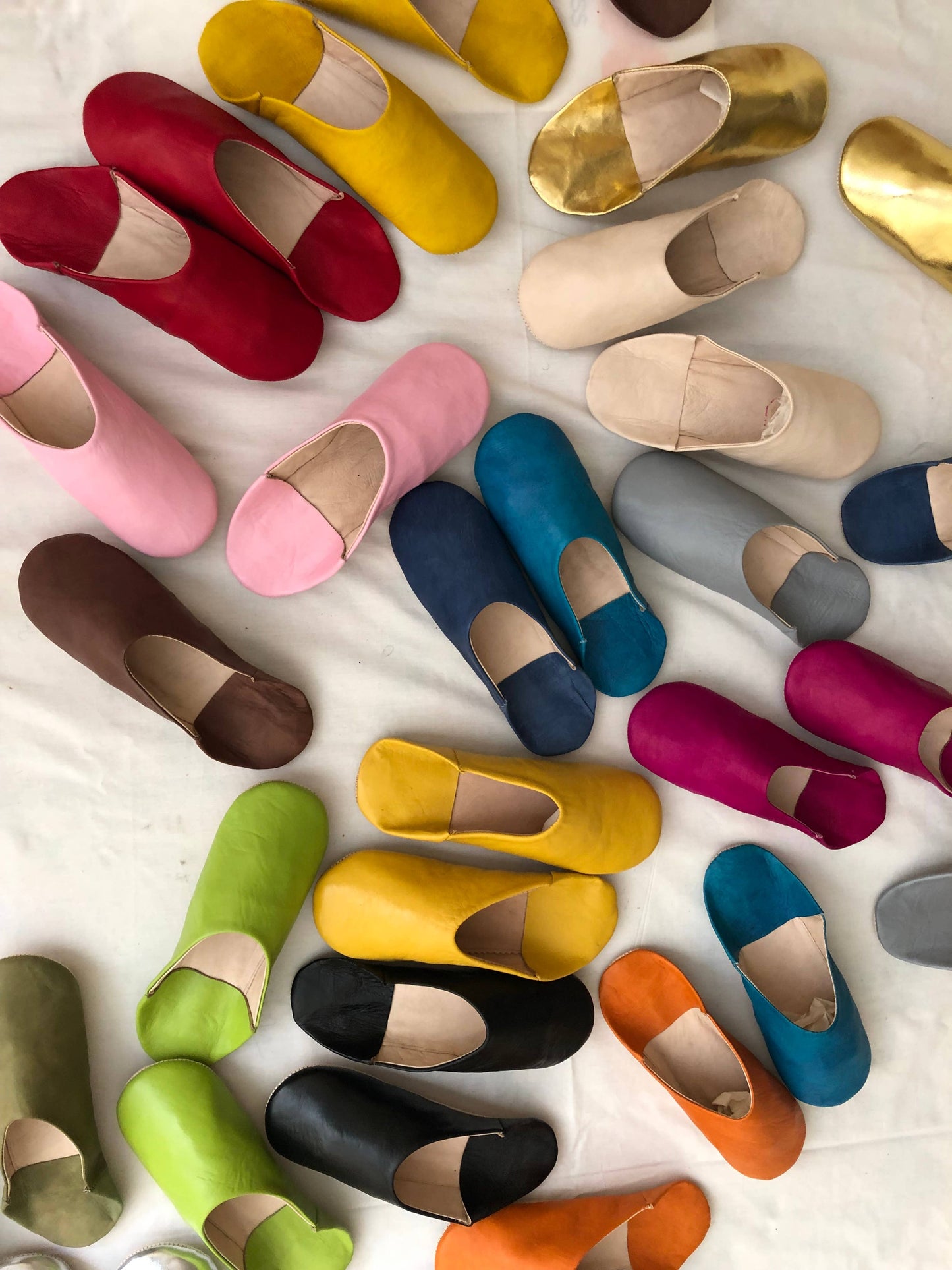 Womens Moroccan Leather Babouche Slippers: Fuchsia / UK 6.5 / US 8
