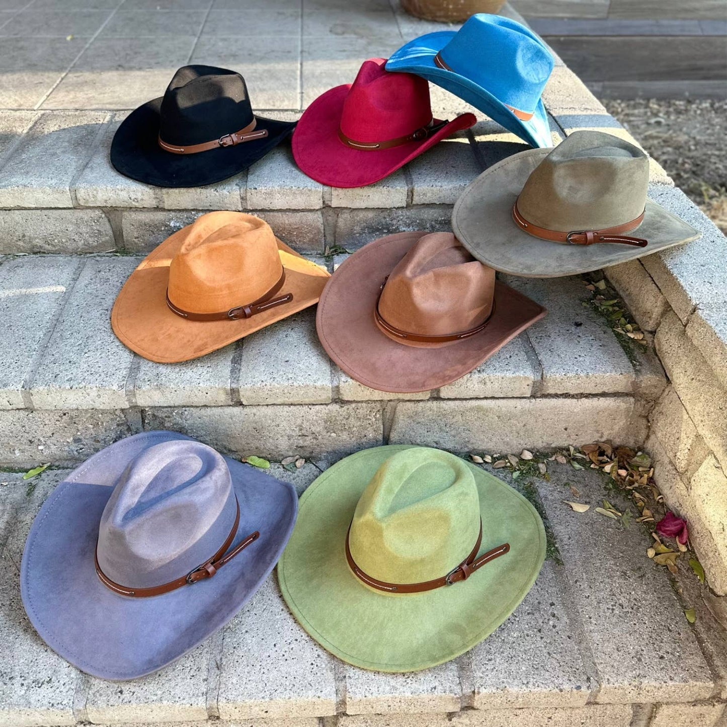 Vegan Suede Cowboy hat stiff Brim W/ Leather Belt: IVORY / ONE SIZE