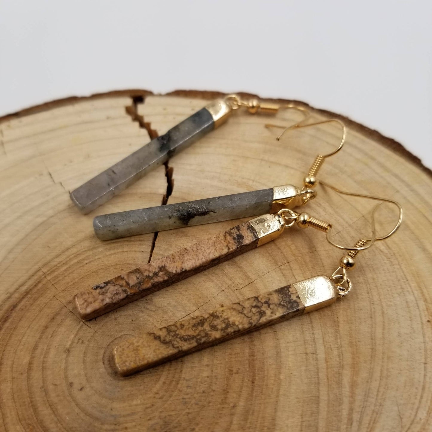 Mineral Stone Stick Earring: Grey