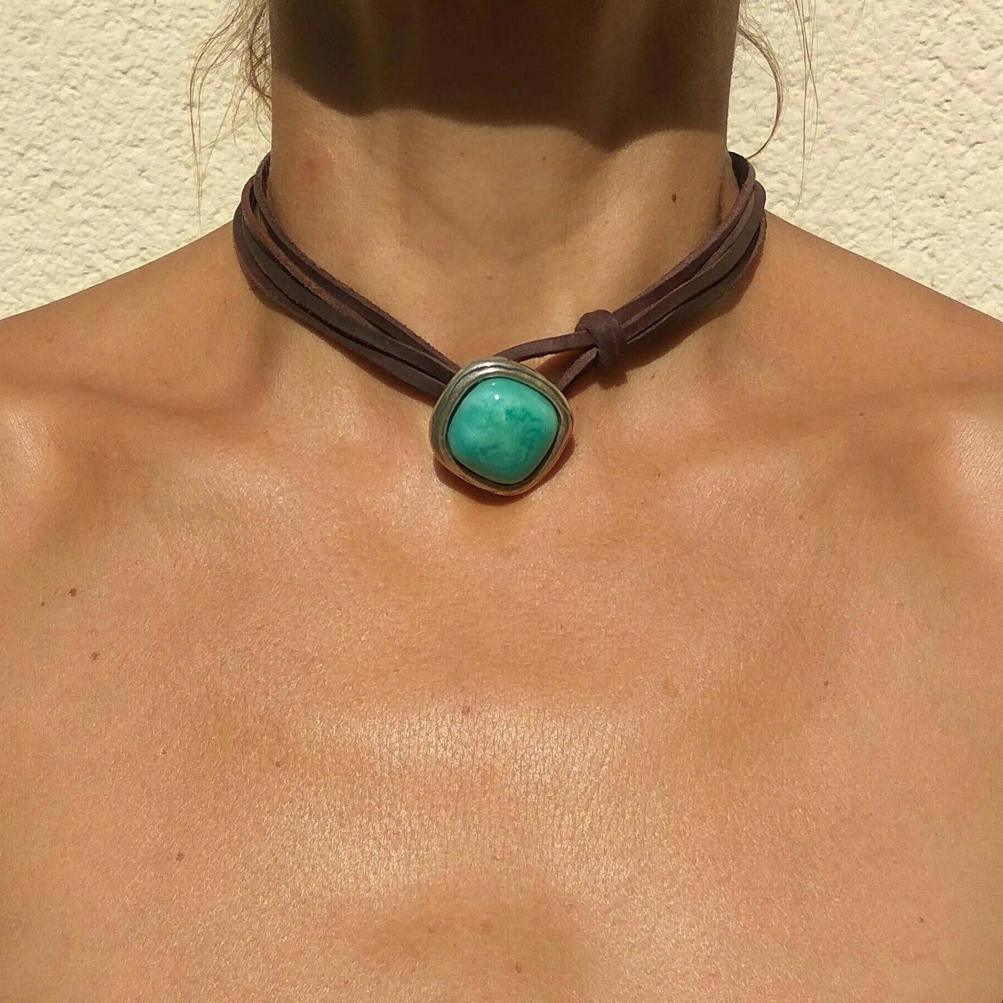 Bohemian Turquoise Alloy Leather Rope Pendant Necklace: Turquoise