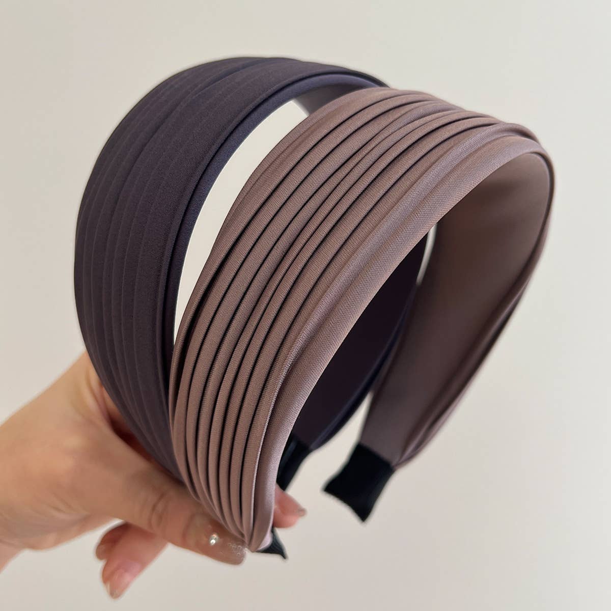 Minimalist Pleated Fabric Wide Hair Headbands: Black