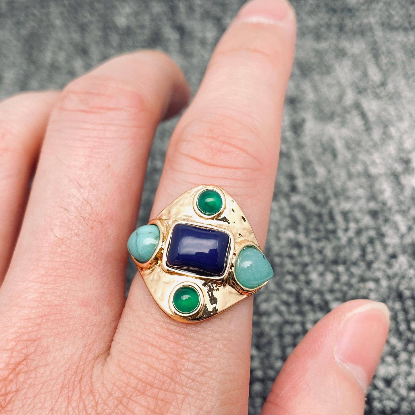 Multi-style Vintage Inlaid Stone Rings - CS: E / 8#