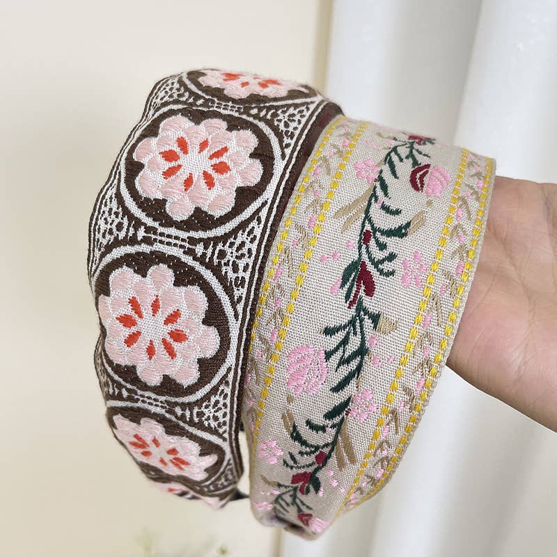 Bohemian Flower Embroidery Retro Non-Slip Hair Bands: Green