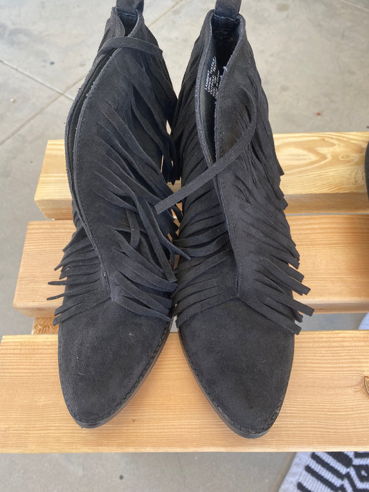 Vintage fringe boots size 10 black