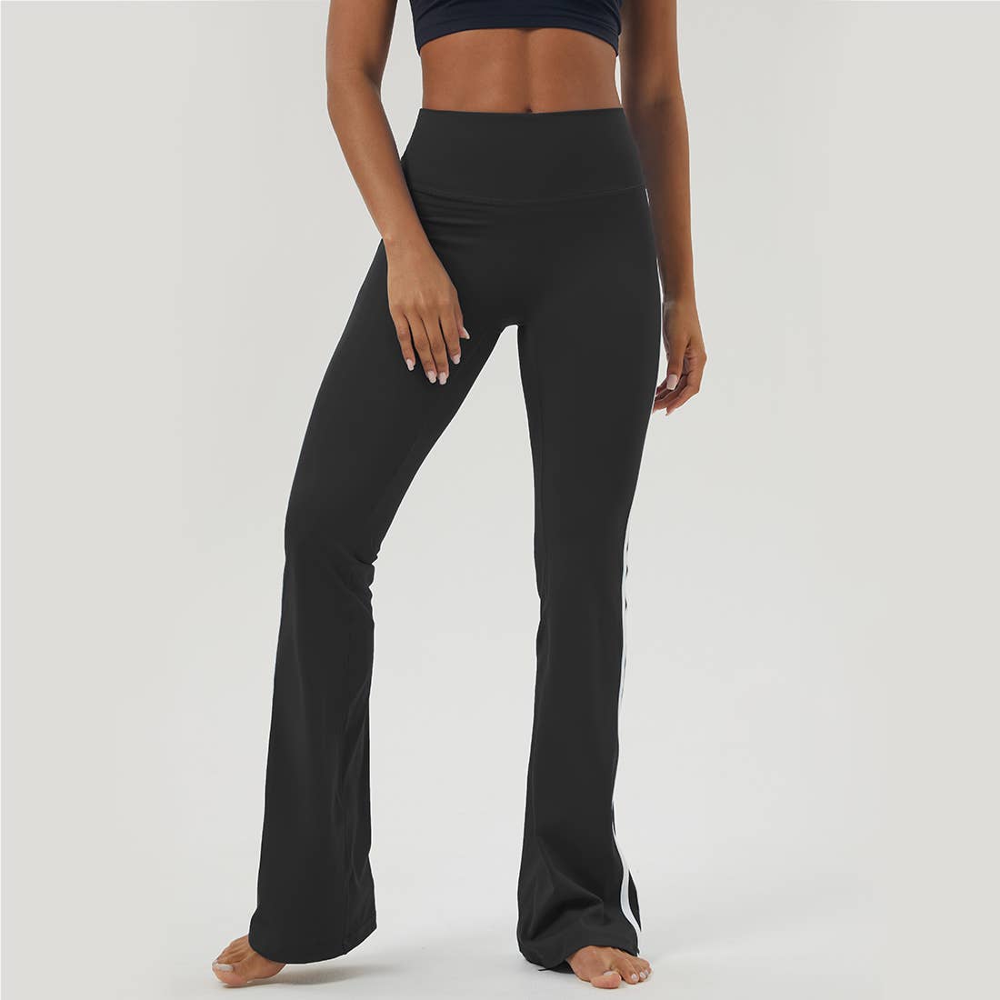 Yoga Color Block Hip Lifting Fitness Sport Flare Pants: Black / M