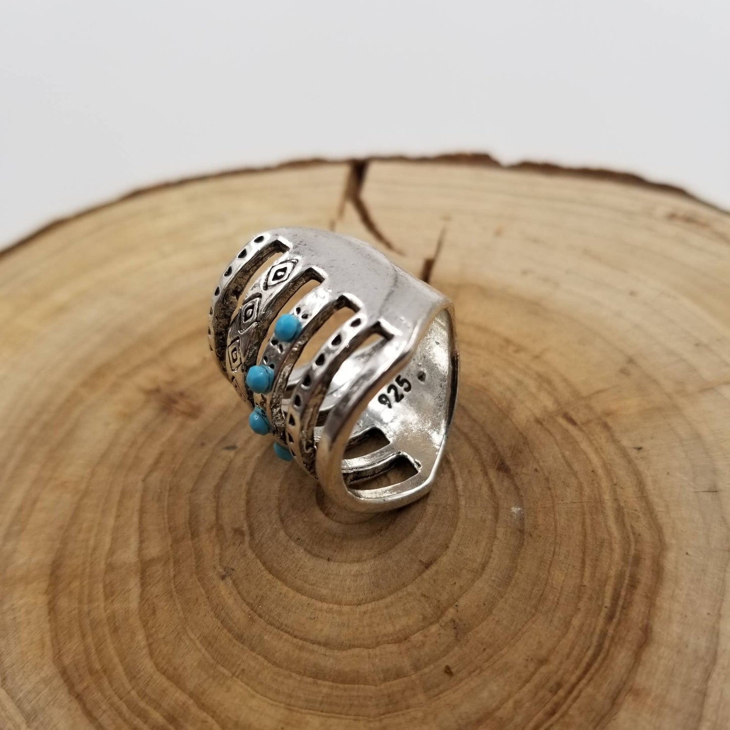 Vintage Carved Geometric Ring: 9