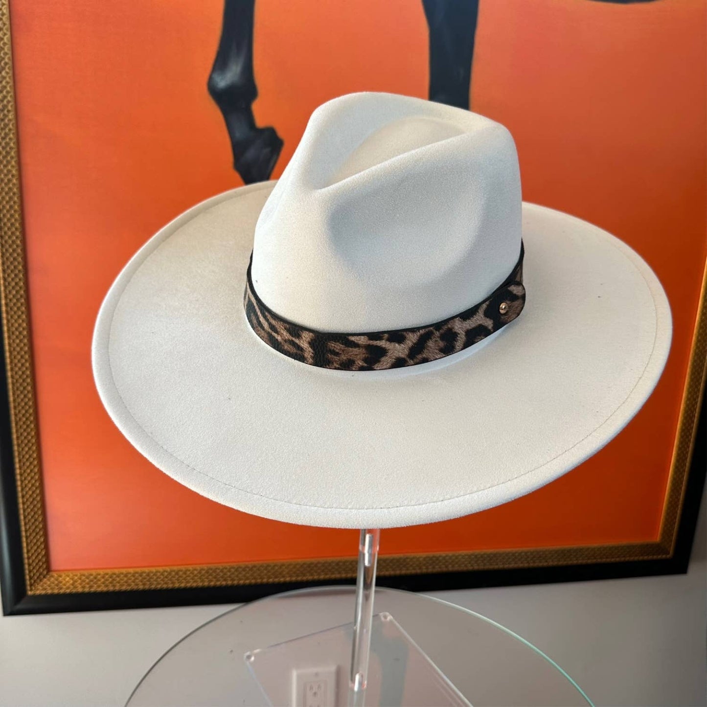 Classic Wide Brim Suede Hat W/ Leopard Leather Belt: BLACK / ONE SIZE