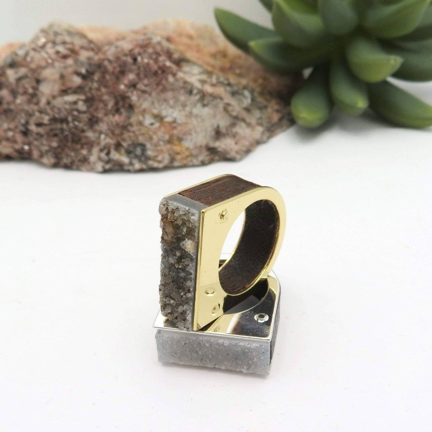 Crystal Stone Ring with Wood and Electroplated Edge: Silver / 8 / Turquoise howlite