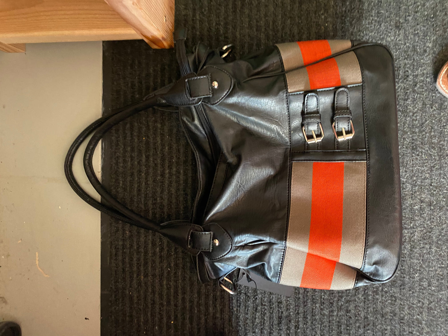 Retro hand bag