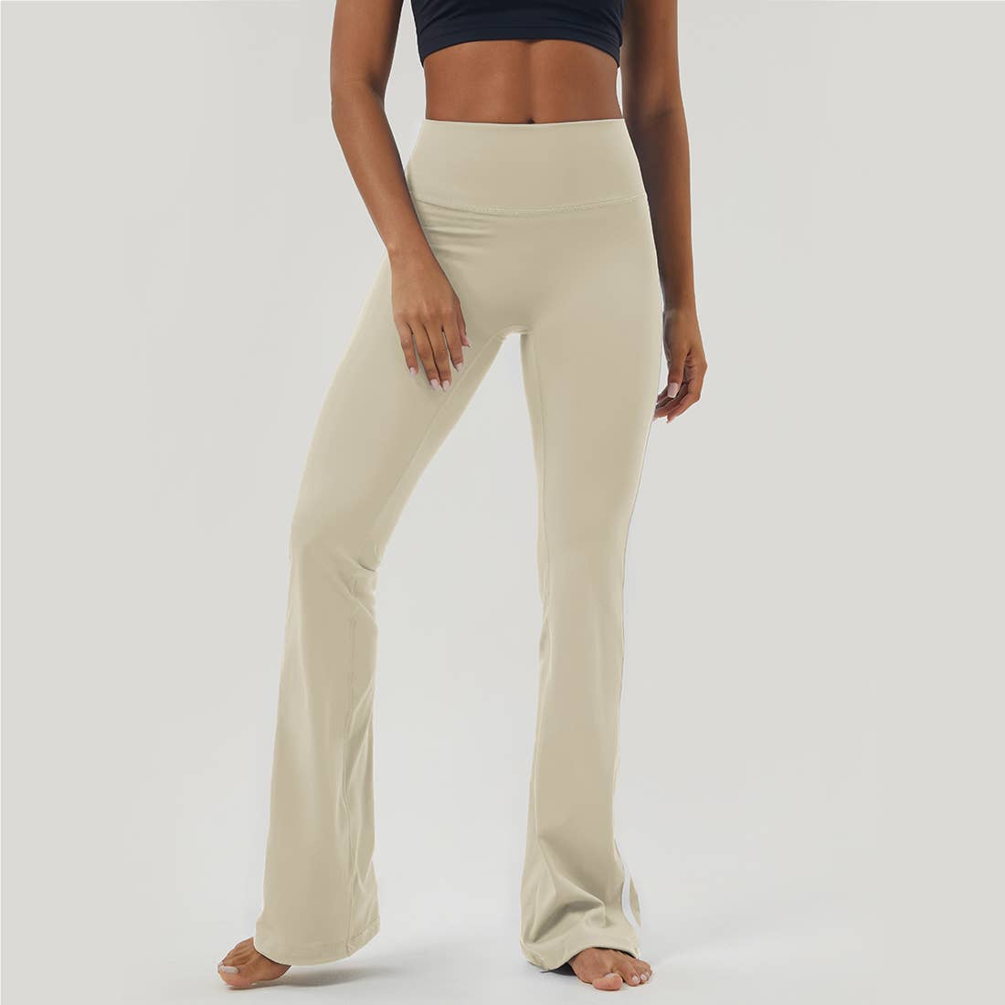 Yoga Color Block Hip Lifting Fitness Sport Flare Pants: Black / M