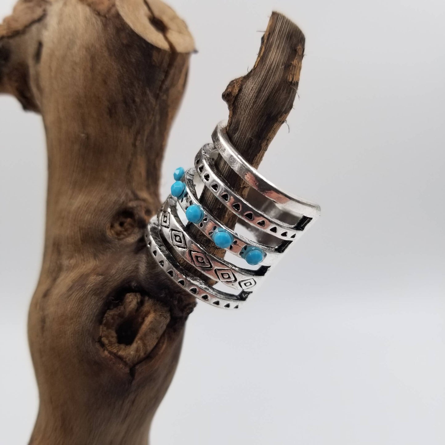 Vintage Carved Geometric Ring: 9