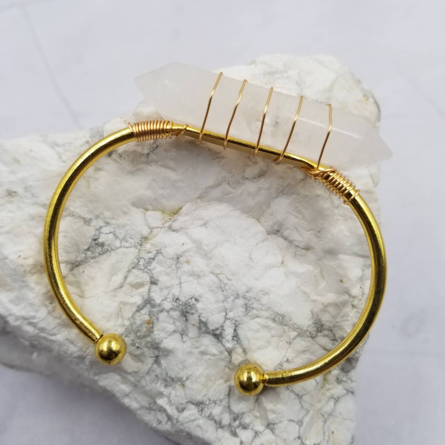 Handmade Wire Crystal Gemstone Bangle Cuff Bracelet: Pink