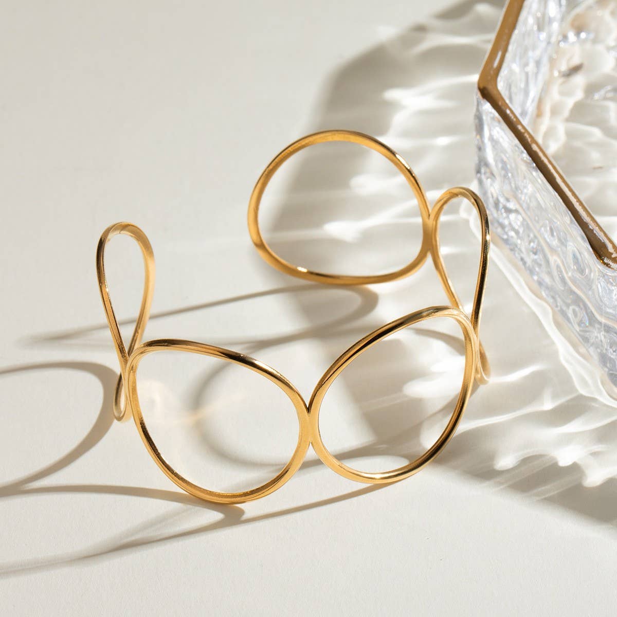 Stylish Irregular Large Circle Open Cuff Bracelet_CWAJE4900: TYPE1 / (OS) 1