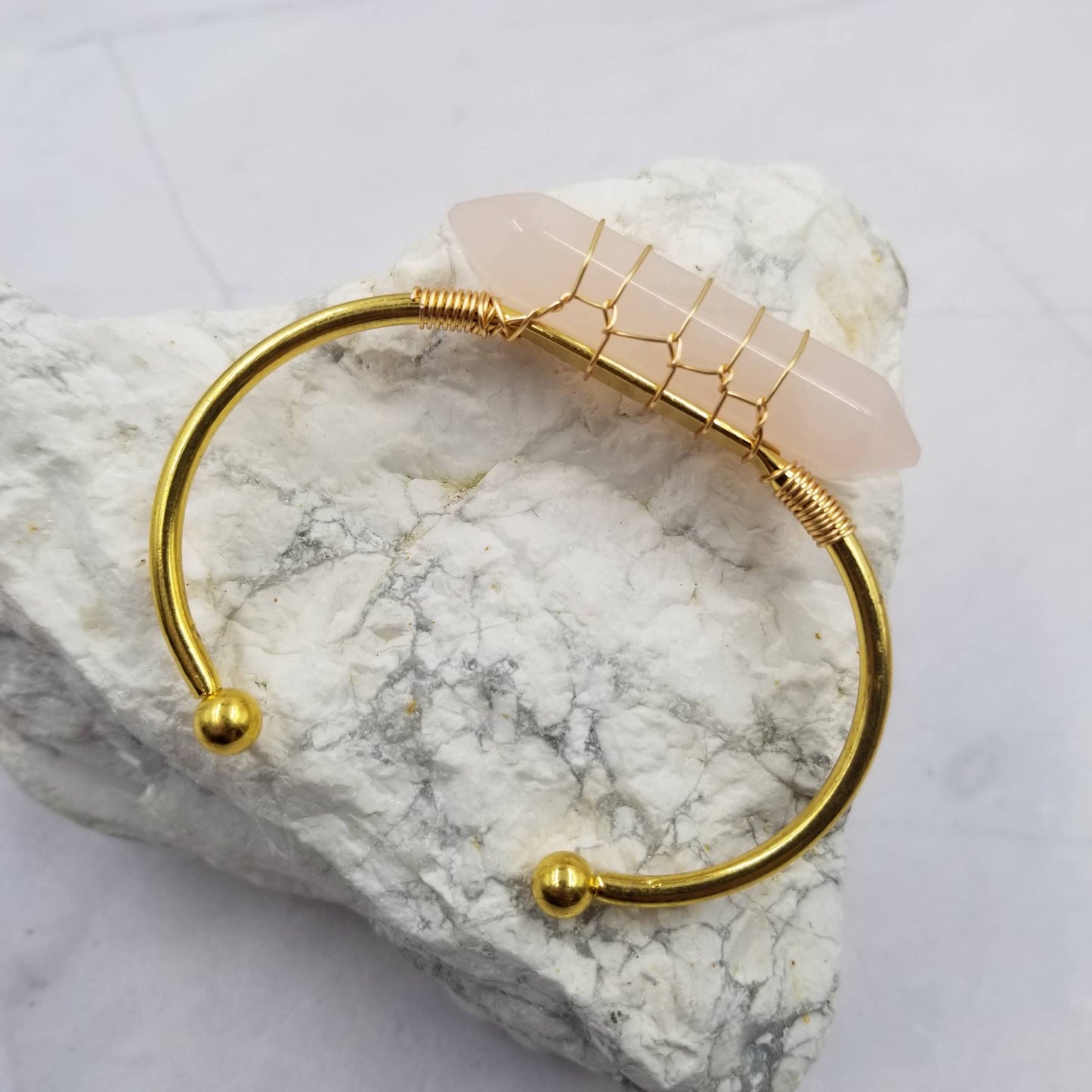 Handmade Wire Crystal Gemstone Bangle Cuff Bracelet: Purple