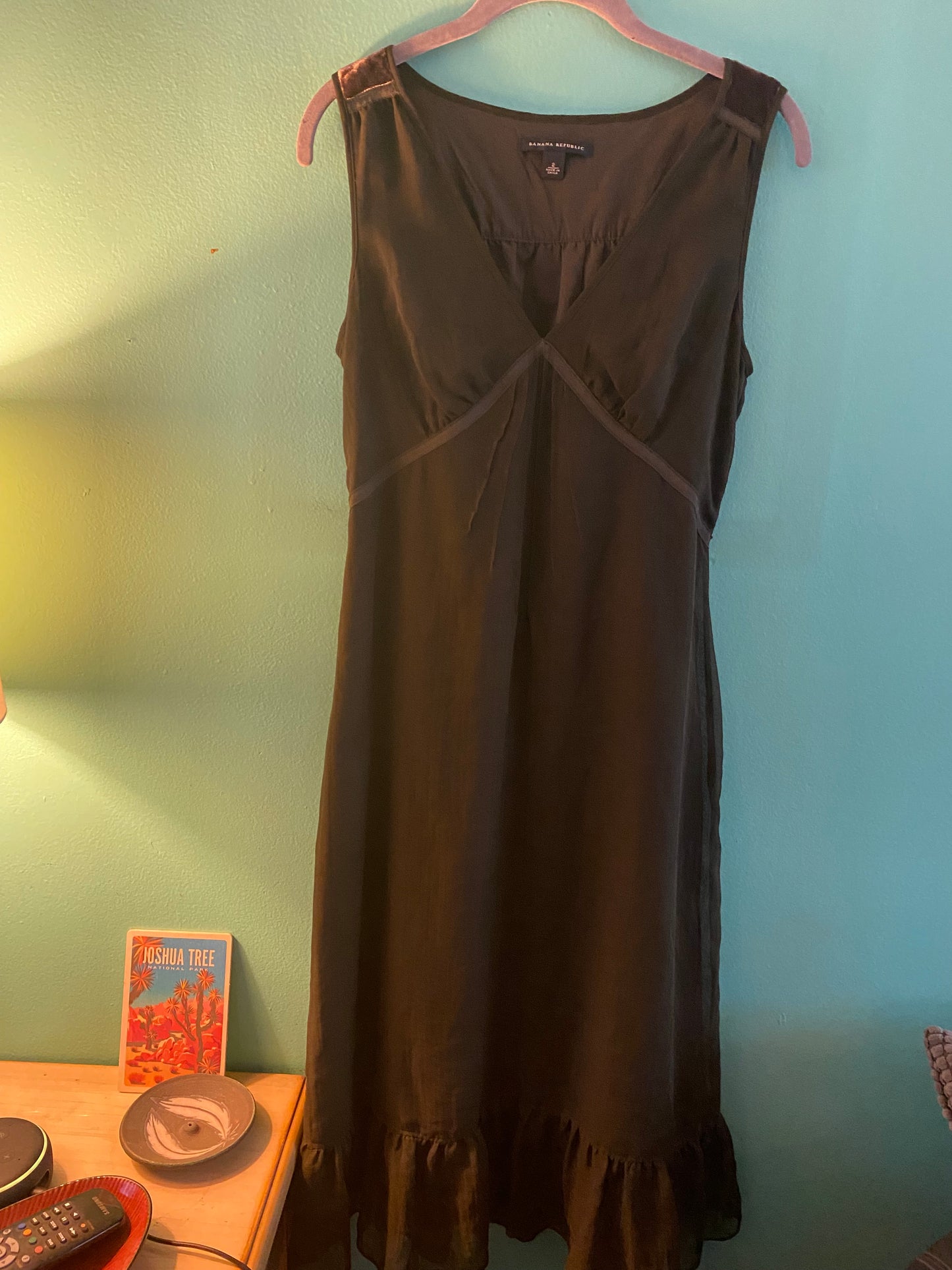 Brown mid length dress size 2