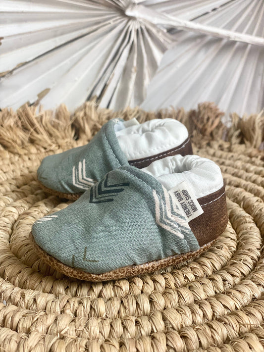 Green Chevron with Brown Heel Accent: 12-18 Months