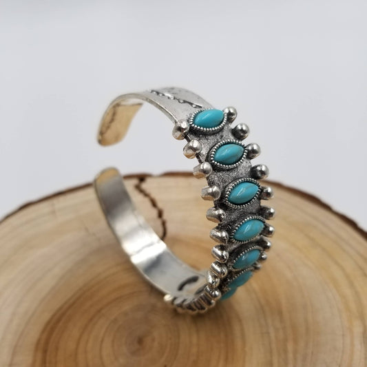 Vintage Turquoise Bracelet: Green
