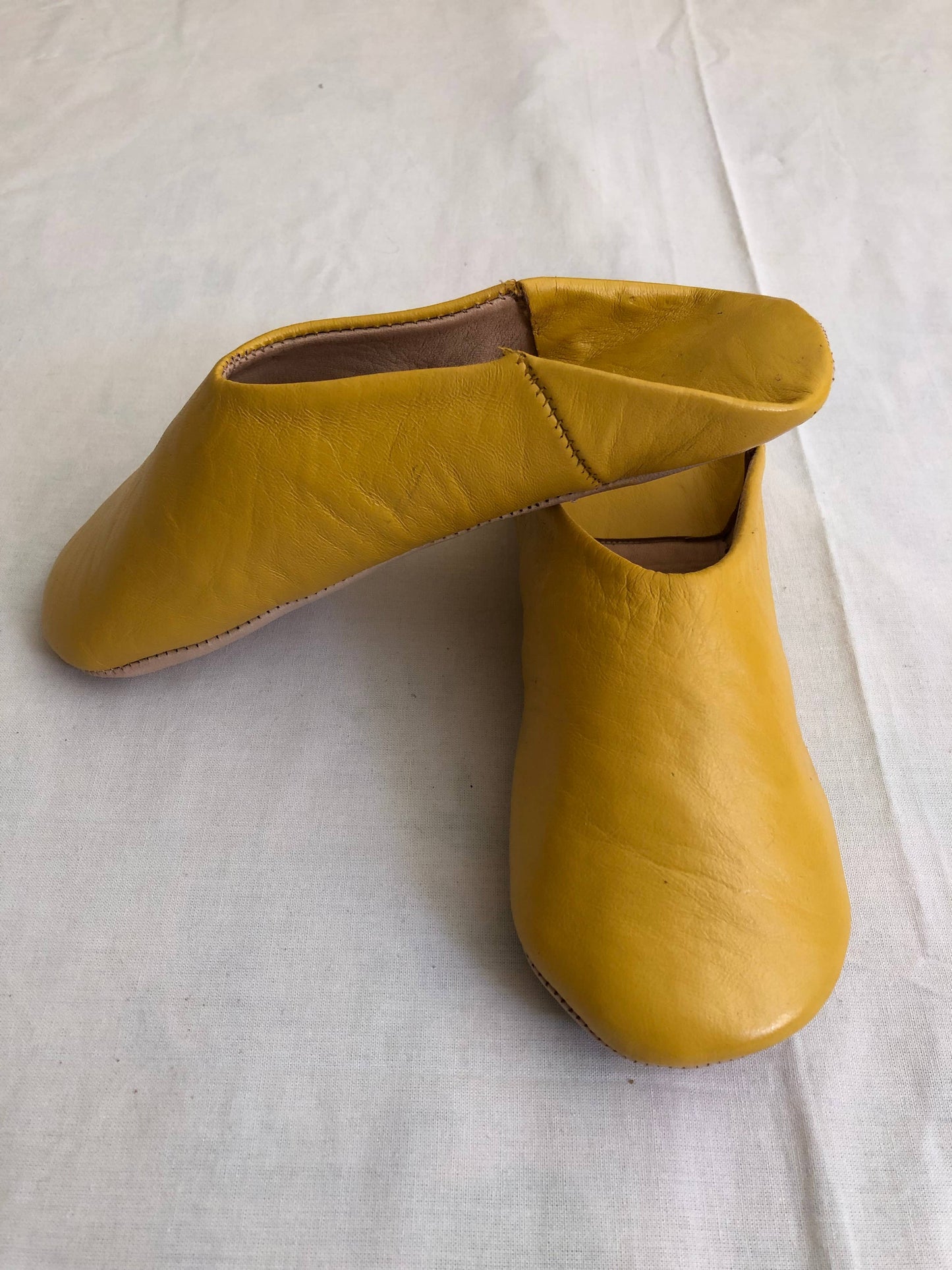 Womens Moroccan Leather Babouche Slippers: Fuchsia / UK 6.5 / US 8