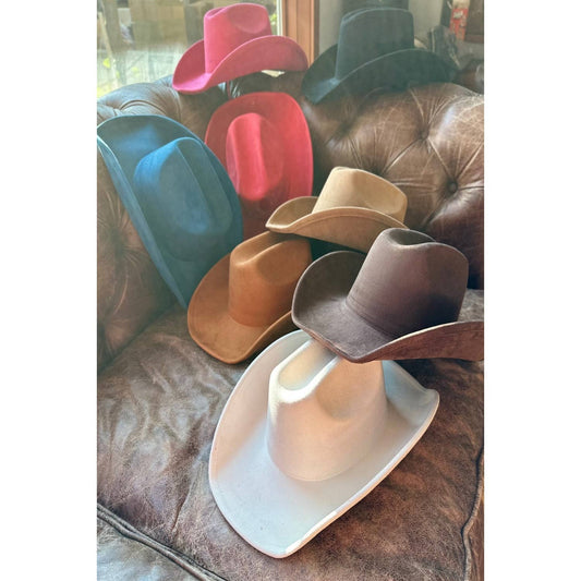 VEGAN SUEDE CATTLEMAN COWBOY HAT: BLACK / ONE SIZE