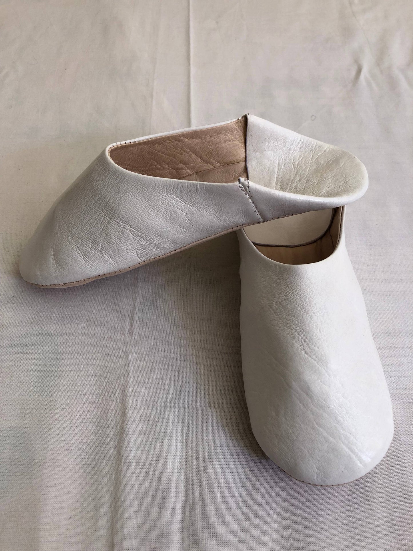Womens Moroccan Leather Babouche Slippers: Silver / UK 6 / US 7.5