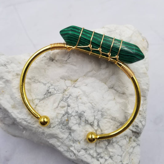 Handmade Wire Crystal Gemstone Bangle Cuff Bracelet: Green