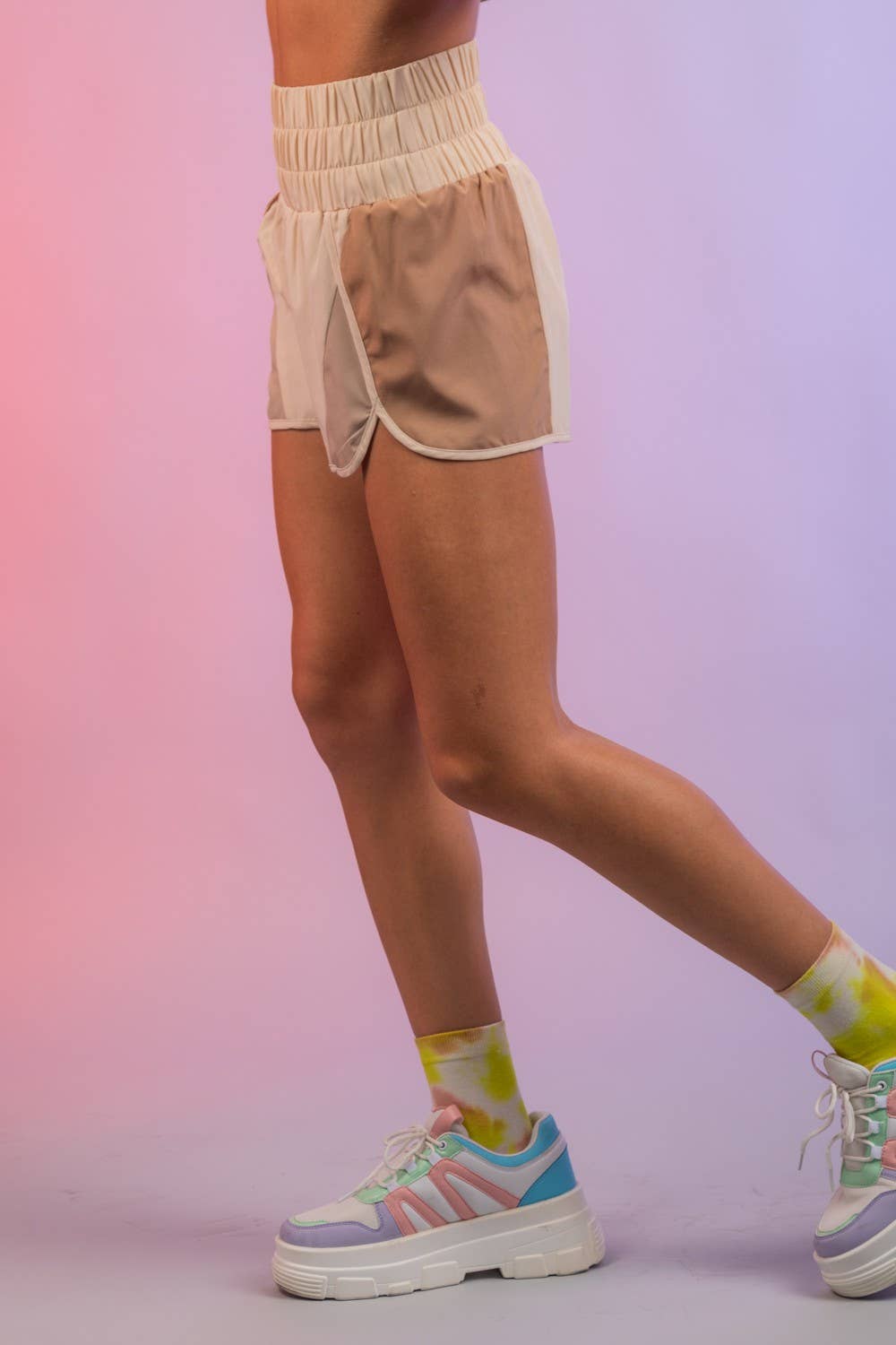 NP70066-Color-block activewear shorts: BLACK / S-M-L/2-2-2