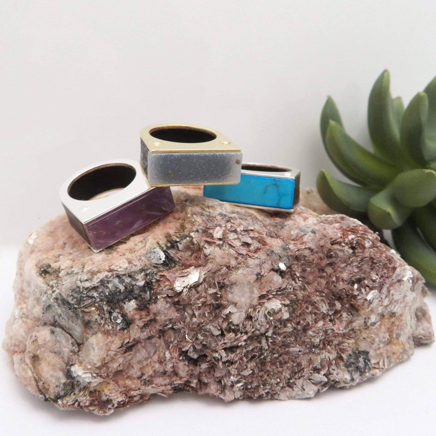 Crystal Stone Ring with Wood and Electroplated Edge: Silver / 8 / Turquoise howlite