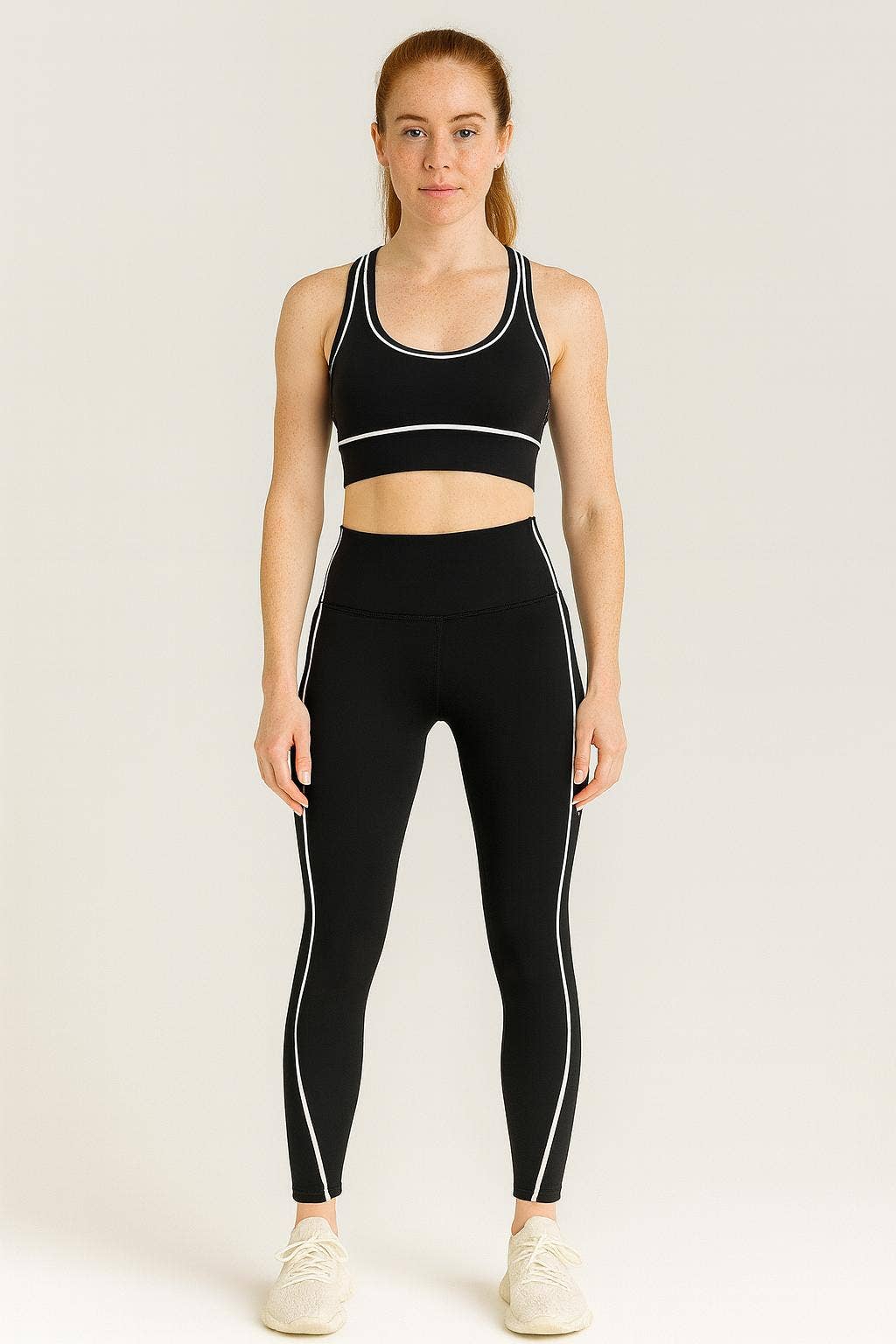 Active wear sports bra with yoga pants set w/contrast trim: Red