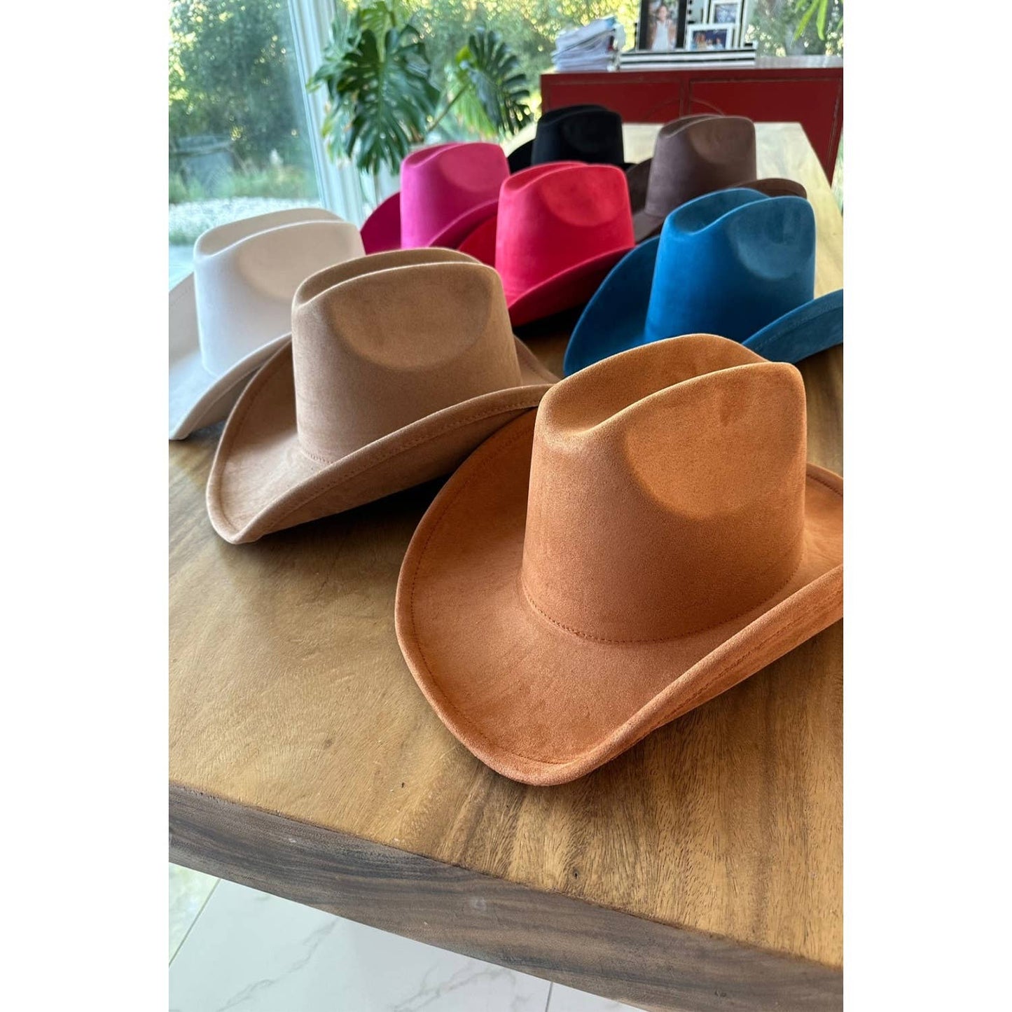 VEGAN SUEDE CATTLEMAN COWBOY HAT: BLACK / ONE SIZE