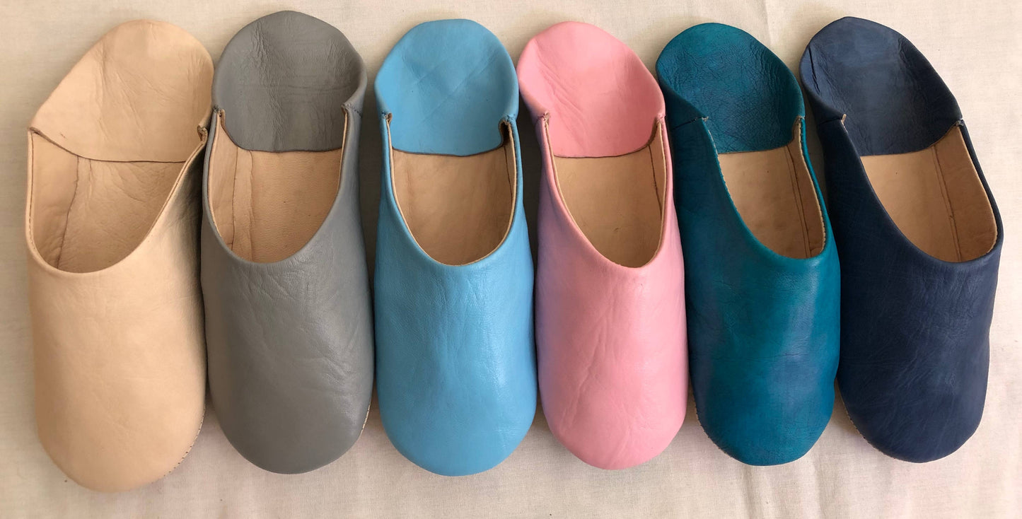 Womens Moroccan Leather Babouche Slippers: Fuchsia / UK 7.5 / US 9