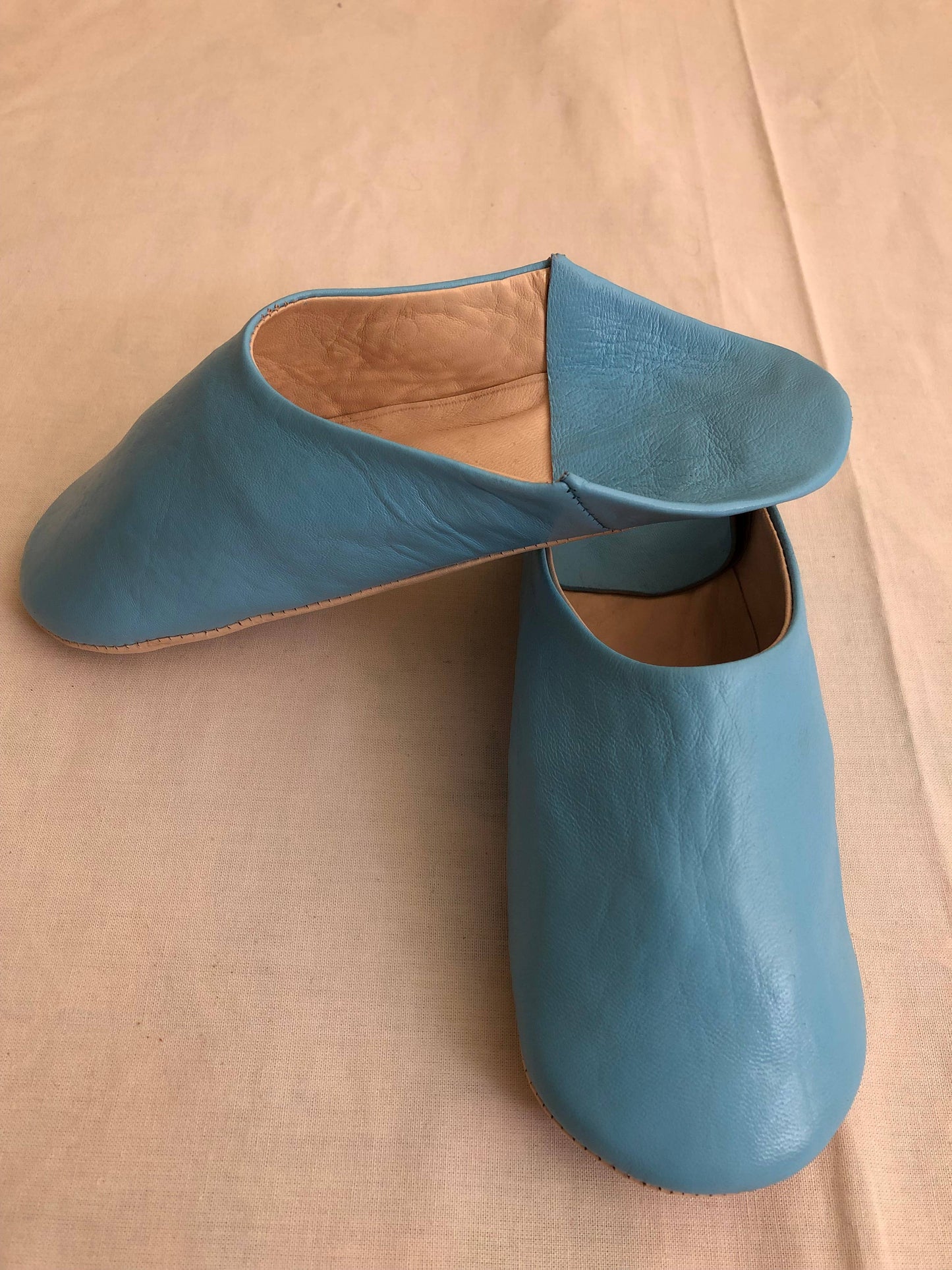 Womens Moroccan Leather Babouche Slippers: Fuchsia / UK 7.5 / US 9