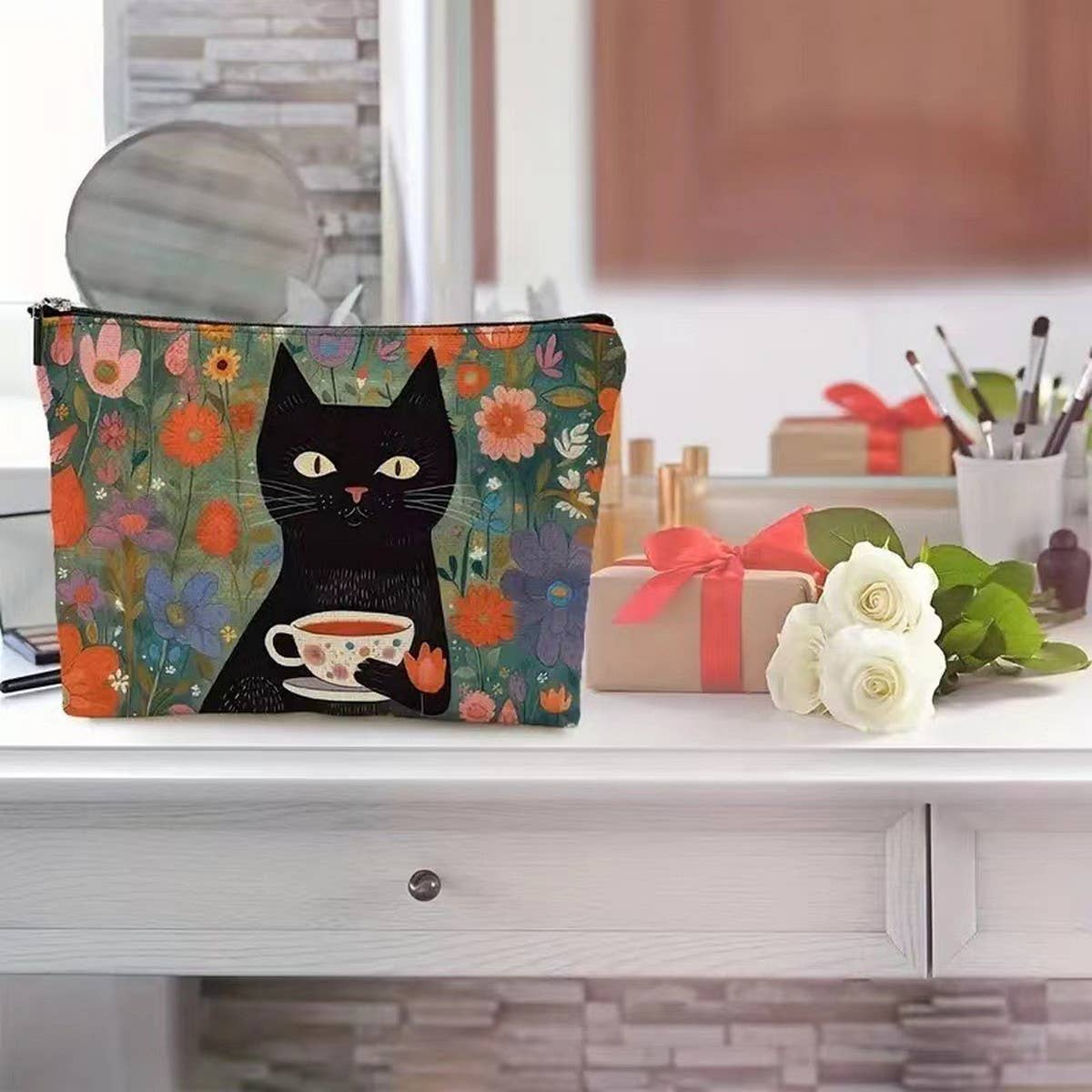 2024 NEW RETRO CAT COSMETIC BAG_CWAB2276: Black / (OS) 2