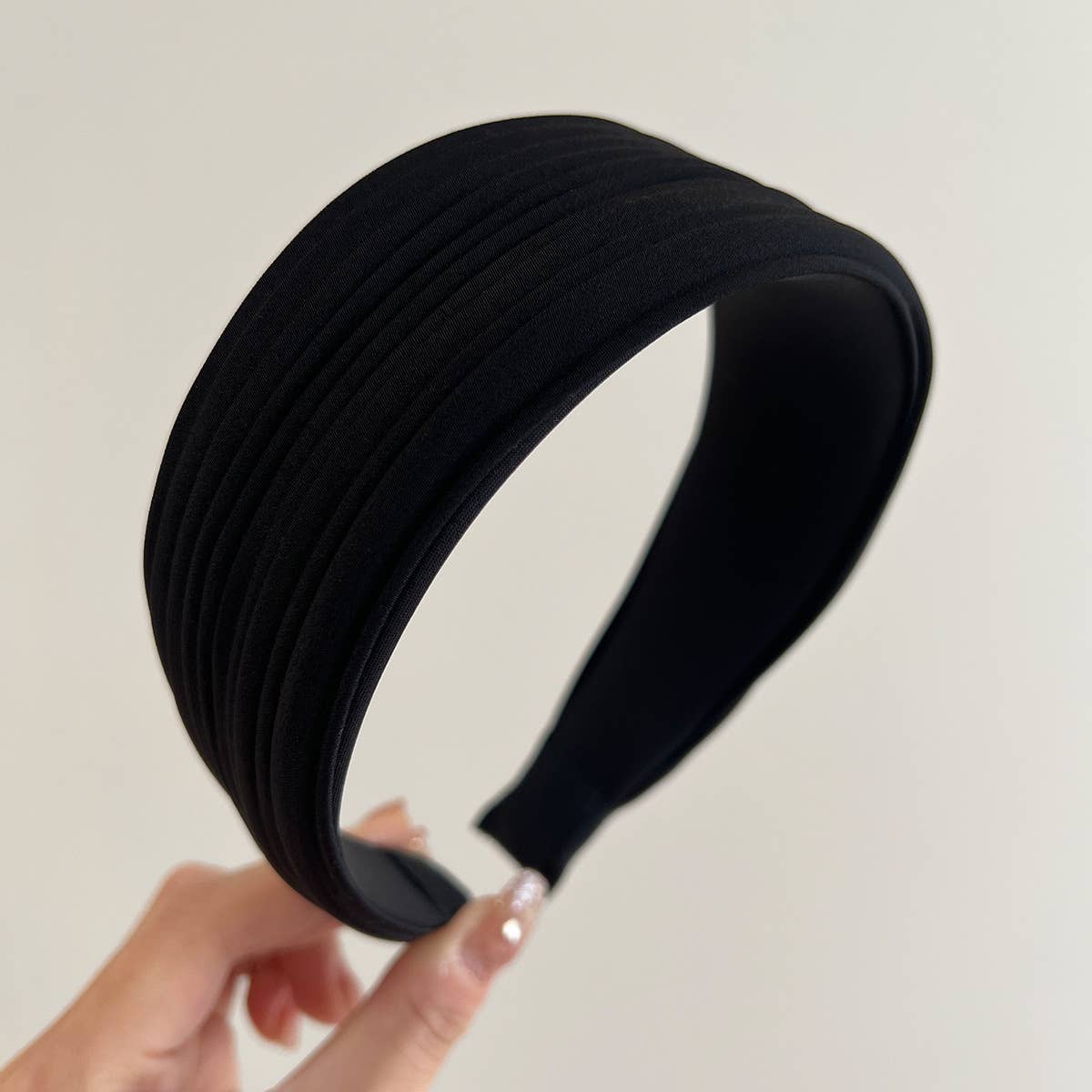 Minimalist Pleated Fabric Wide Hair Headbands: Black