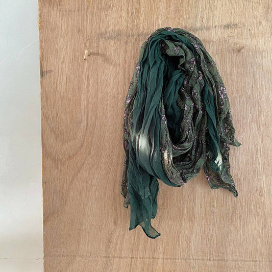 Scarvii - Lightweight Floral Pattern Ruched Scarf: GREEN / 176*80cm